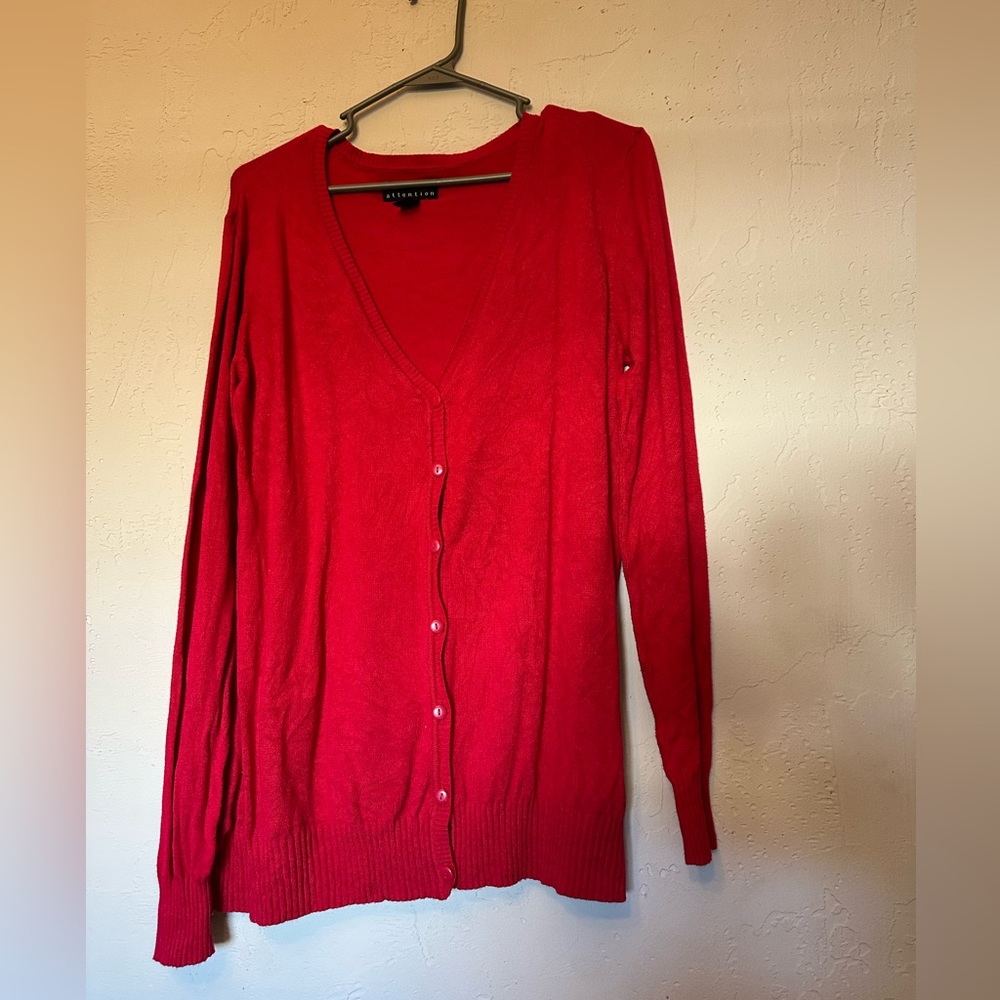 💥4/$10💥 XL Red Button-Up Cardigan